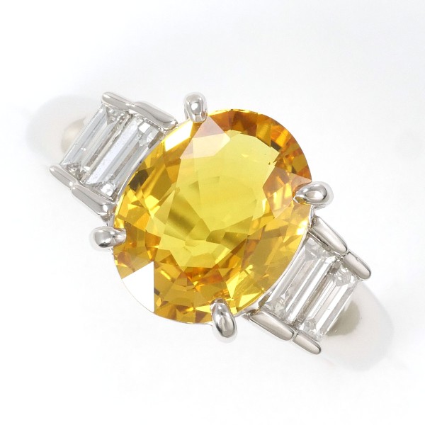 【通常価格より10%OFF】【素材】 PT900/プラチナ【石目】 天然イエローサファイア 3.18ct ダイヤ 0.45ct【総重量】 約7.5g【サイズ】 約12号【最大幅】 約11mm【サイズ直