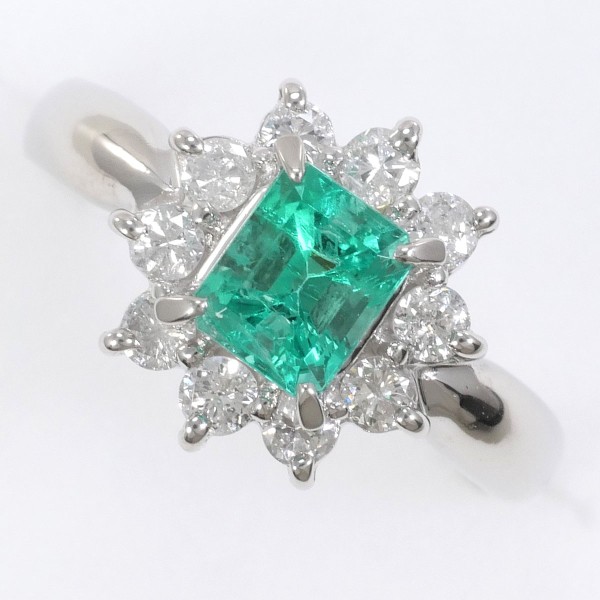 【通常価格より25%OFF】【素材】 PT900/プラチナ【石目】 エメラルド 0.47ct ダイヤ 0.33ct【総重量】 約3.8g【サイズ】 約6号【最大幅】 約10mm【サイズ直し】 不可【付