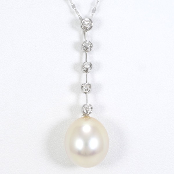 【通常価格より10%OFF】【素材】 K18/ホワイトゴールド【石目】 パール(真珠) ダイヤ 0.13ct 【総重量】 約4.4g【サイズ】 トップ：全長 約40×12mm(トップとチェーン取り外し